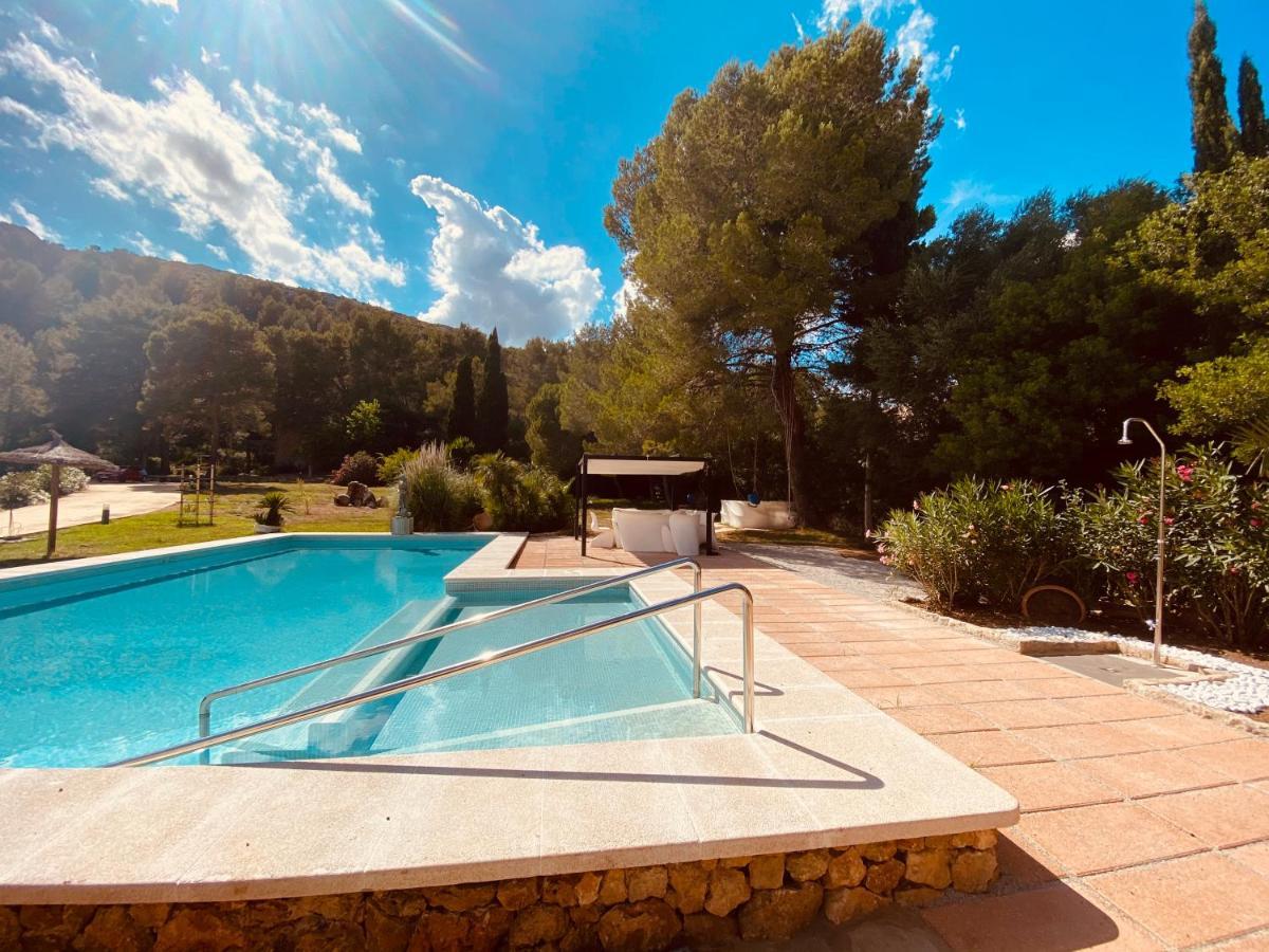 Private Villas Puerto Pollensa For Family Groups, Private Mountain Ideal For Runners, Trailers, Hikers, It Is Approximately 3 Minute Walk From The Beach Экстерьер фото